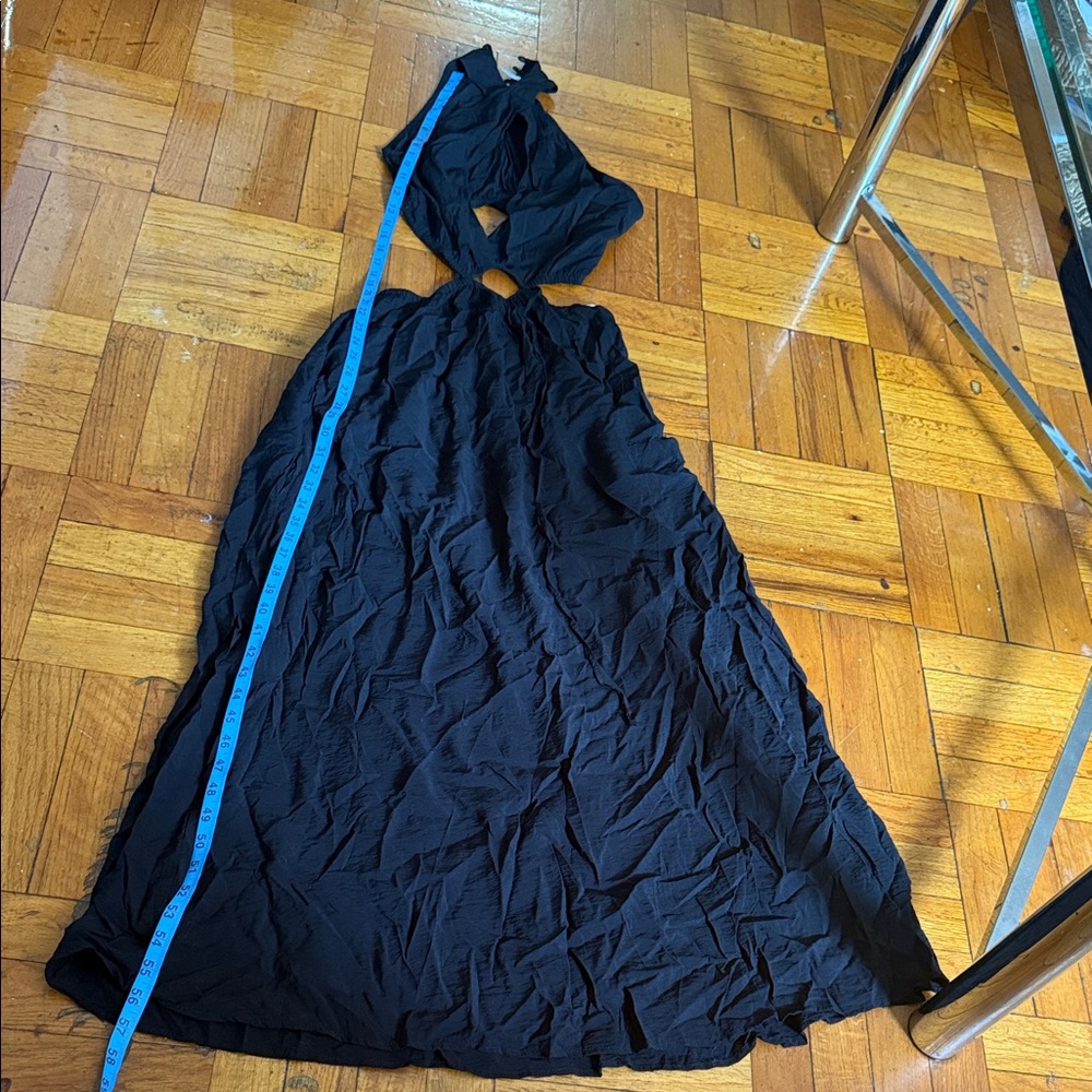 Chic Black Backless Maxi Dress - Picture 7 of 11